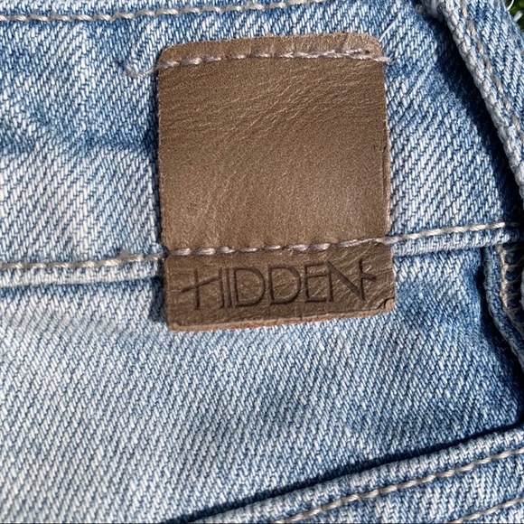Hidden Jeans Raw Hem Distressed Patchwork Jeans - Picture 12 of 16